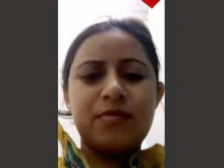 Desi beauty flaunts her goods in private video call