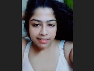 Seductive Indian beauty entices with her ample bosom and intimate area