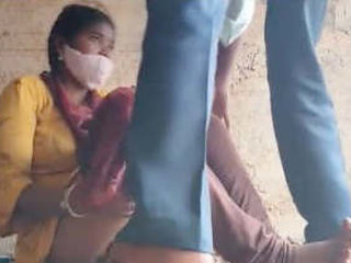 A sexy Telugu girl from India gets fucked