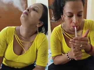 Randi Bhabi's passionate oral sex with vocal pleasure