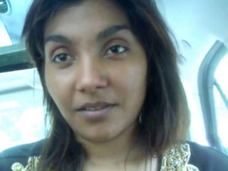 Indian girlfriend gives oral and has sex in a car