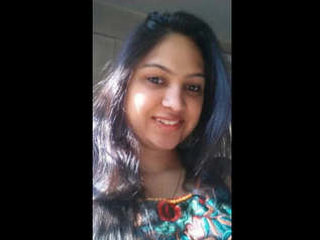 Indian wife gets doggy style pleasure in video