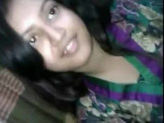 Indian boyfriend films his cute girlfriend stripping down to a bra