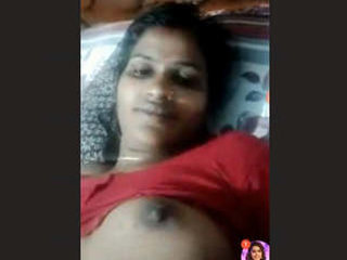 Indian aunty reveals her breasts and vagina