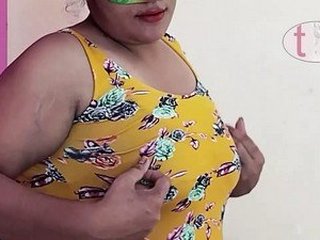 Rupa's sensual solo display: a scorching treat