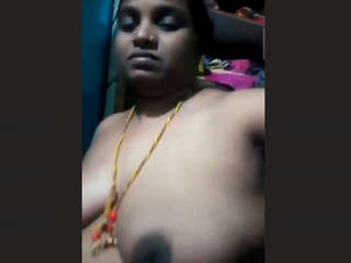 Indian housewife takes risqué photos of herself