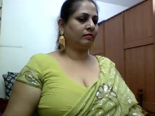 Sensual bhabhi in a hot web show with Anarkali
