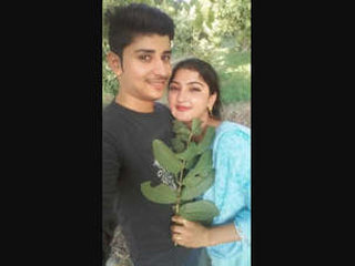 Desi girl's intimate shower captured on video chat