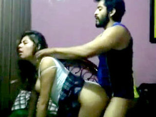 Indian housewife Simran has intense sex with her chauffeur