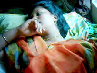 Watch a Jaipuri bhabhi get fucked during her period