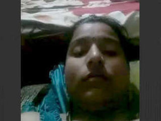 Desi hot telegu bhabhi pleasures herself with her fingers