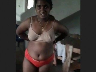 Cheating bhabhi caught in the act of having sex