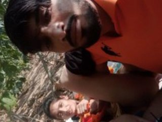 Desi teen sucks and fucks in MMS video