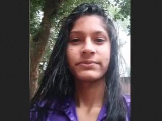 Cute amateur girl gets fucked in MMS video