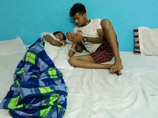 Desi teen girl indulges in free sex with classmate in amateur video