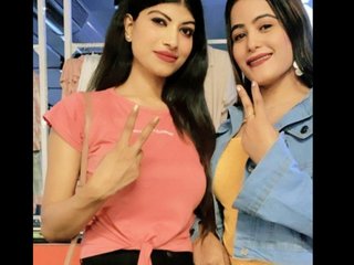 Enjoy a nude Annushka in HD quality