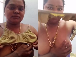 Tamil bhabhi's hot show with conversations in Tamil - Watch and enjoy