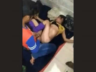 Desi girl gets fucked by a boy in a steamy video