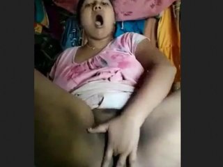 Bengali girl gets her pussy fingered and moans in pleasure