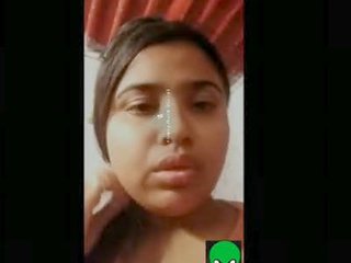 Adorable Libyan teen cam girl showcases her cuteness
