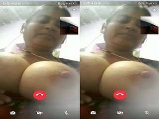 Desi college girl flaunts her big boobs on video call