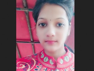 Stunning teen sucks and fucks on camera