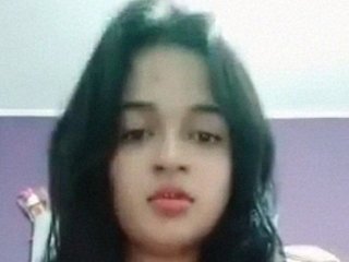 Naked Indian girls jerk off in solo video