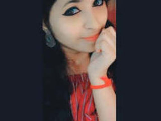 Desi girl with small boobs pleasures herself with her fingers