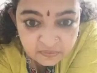 Mallu Aunty's big boobs and ass in a solo video