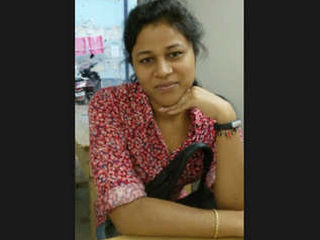 Desi wife Budi rides her husband in passionate video