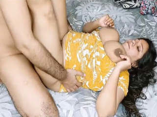 Part 2 of Pakistani wife's steamy VDO session