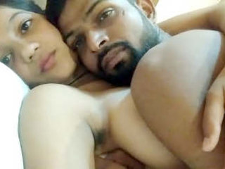 Desi couple's steamy sex video featuring Indian lover