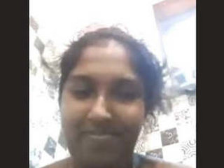 Tamil girl flaunts her boobs and pussy on video call