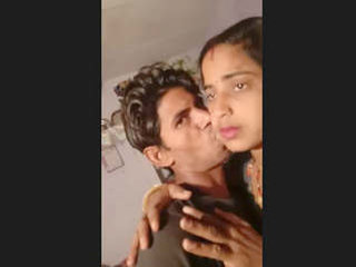 Desi couple fucks standing up