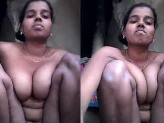 Country girl gets naughty with her lover