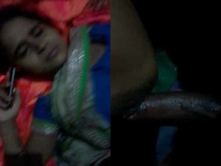 Desi wife cheats on her husband with neighbor in village video