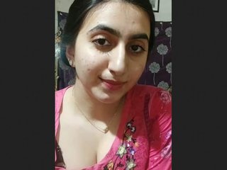 A complete collection of beautiful Pakistani girls in one place