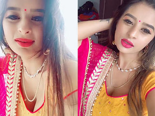 Ankita, the desi babe, flaunts her big boobs in a steamy video