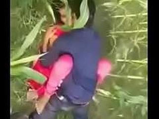 Indian porn video features outdoor sex for money