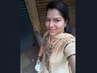 Busty Marathi bhabhi gets doggy style pounding