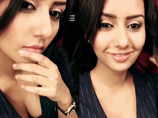 Explore the Sensuality of a Cute Desi Babe's Cleavage